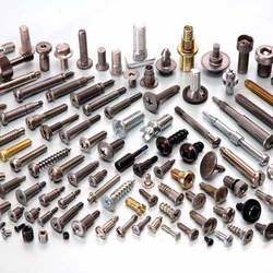 Variedad de tornillos